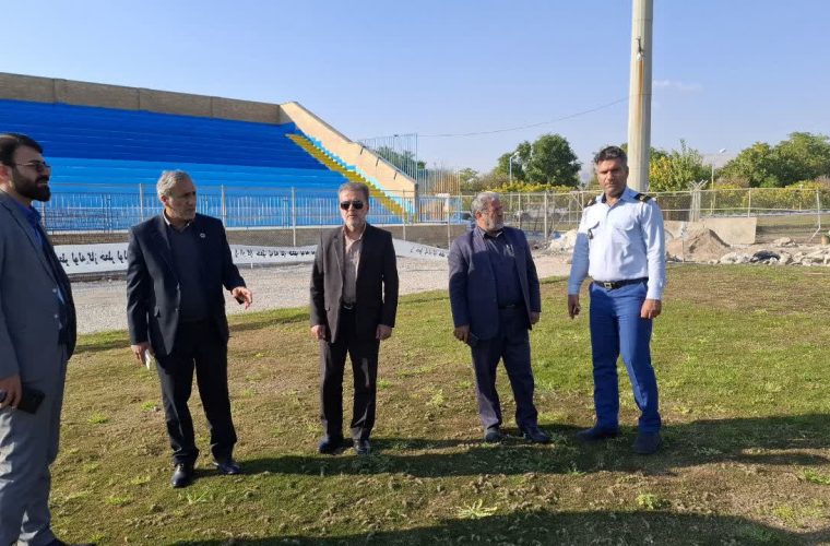 بازدید مدیرعامل شرکت بهره برداری نفت و گاز گچساران از روند آماده سازی ورزشگاه نفت گچساران بازدید مدیرعامل شرکت بهره برداری نفت و گاز گچساران از روند آماده سازی ورزشگاه نفت گچساران