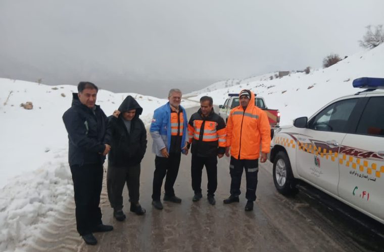 بازدید میدانی فرماندار شهرستان لردگان از نحوه خدماترسانی راهداران بازدید میدانی فرماندار شهرستان لردگان از نحوه خدماترسانی راهداران