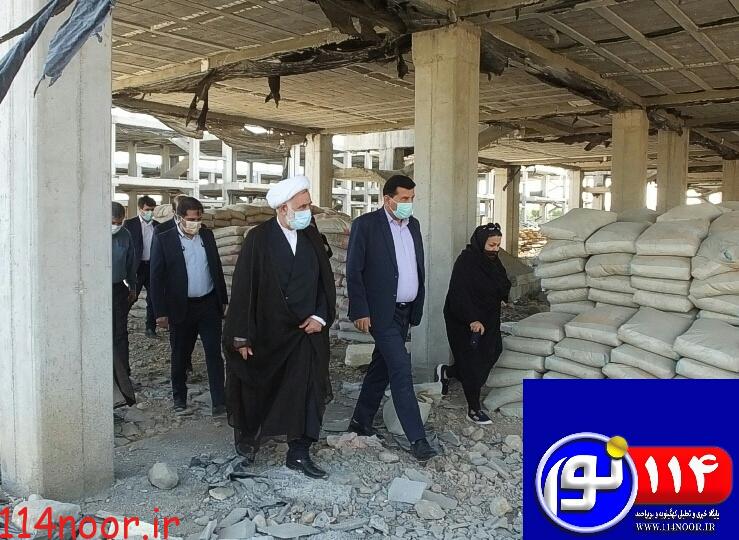 بازدید نماینده ولی فقیه در بنیاد مسکن از پروژه ها
