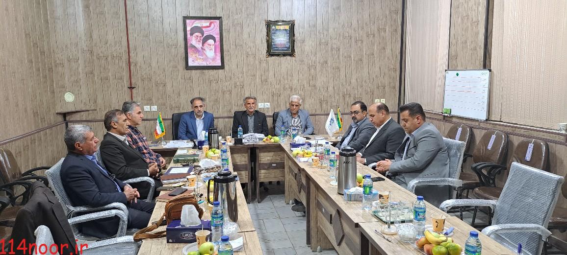 نشست مدیر کل کار و رفاه اجتماعی استان با اعضای شورای شهر و شهرداردوگنبدان