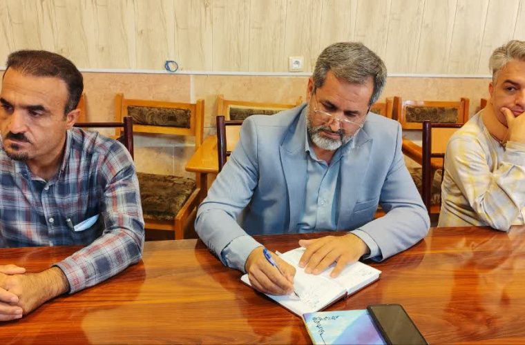 به مناسبت روز خبرنگار؛ از اصحاب رسانه شهرستان باشت تجلیل شد به مناسبت روز خبرنگار؛ از اصحاب رسانه شهرستان باشت تجلیل شد