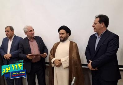 افتخار میکنم که فرماندار دولت آیت الله رئیسی بودم افتخار میکنم که فرماندار دولت آیت الله رئیسی بودم