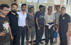 نجات ۵ خدمه لنج باری از سوی کشتی شرکت ملی نفتکش ایران