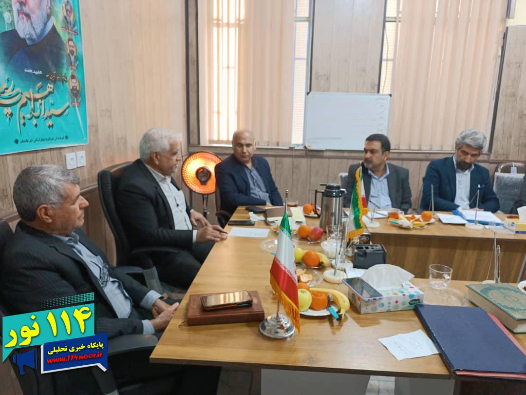 در جلسه مجموعه شهرداری و شورای دوگنبدان مطرح شد؛چگونگی هزینه‌کرد حق آلایندگی/ رییس شورا: وضعیت خاص موقعیتی گچساران وظیفه شهرداری را سنگین‌تر می‌کند/ شهردار: آسفالت معابر شهری بدون وقفه ادامه خواهد داشت