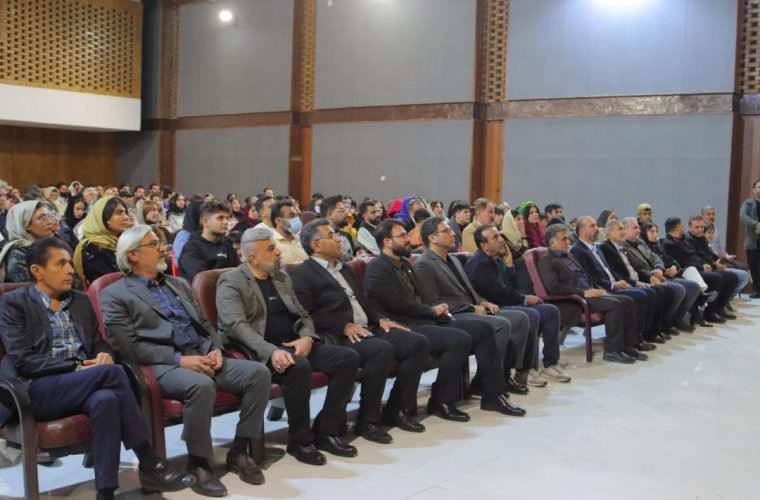 به مناسبت روز مرد و با حضور مدیرعامل نفت و فرماندار گچساران: ۲۵ نفر از پرسنل مدیریت خدمات نفت گچساران تجلیل شدند به مناسبت روز مرد و با حضور مدیرعامل نفت و فرماندار گچساران: ۲۵ نفر از پرسنل مدیریت خدمات نفت گچساران تجلیل شدند