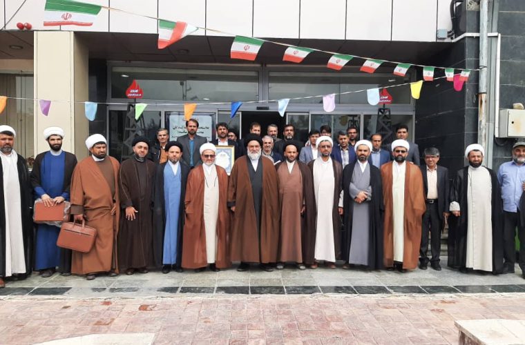 با حضور نماینده ولیفقیه در کهگیلویهوبویراحمد: برگزاری جشنواره «قلب شهر» در روابط عمومی شرکت نفت گچساران با حضور نماینده ولیفقیه در کهگیلویهوبویراحمد: برگزاری جشنواره «قلب شهر» در روابط عمومی شرکت نفت گچساران