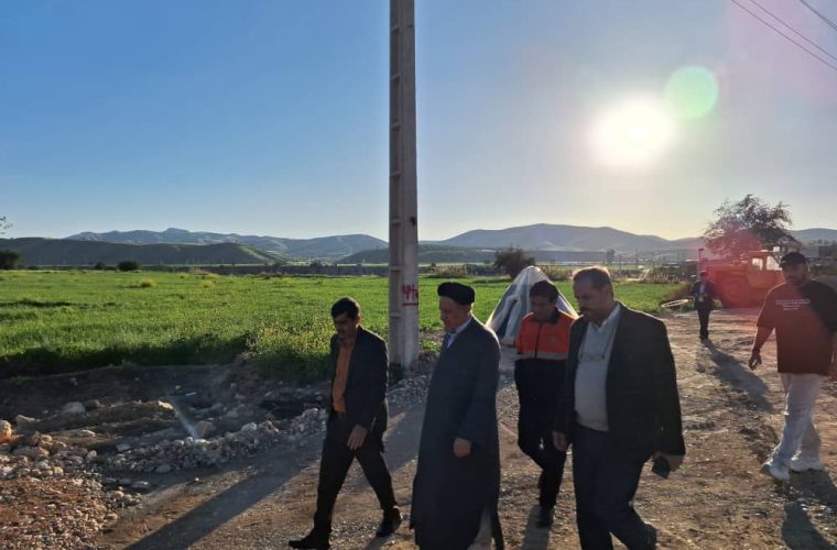 بازدید نوروزی حجت الاسلام موحد از پروژه تعریض ورودی شهر چرام بازدید نوروزی حجت الاسلام موحد از پروژه تعریض ورودی شهر چرام
