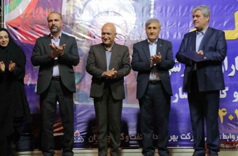 معلمان و مربیان مدارس شش‌گانه حوزه نفت و گاز گچساران تجلیل شدند