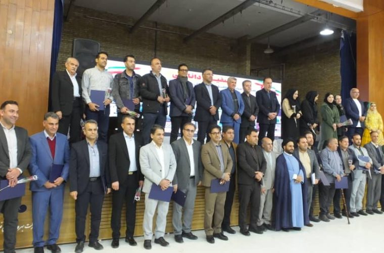 نخستین آیین تجلیل از نویسندگان، کتابداران و کتابخوانان برتر شرکت بهره‌برداری نفت و گاز گچساران برگزار شد