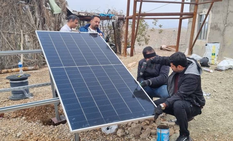 ارتقای ظرفیت سیستمهای برق خورشیدی در پستهای نگهبانی اقماری؛ گامی در راستای رفاه کارکنان و توسعه پایدار ارتقای ظرفیت سیستمهای برق خورشیدی در پستهای نگهبانی اقماری؛ گامی در راستای رفاه کارکنان و توسعه پایدار