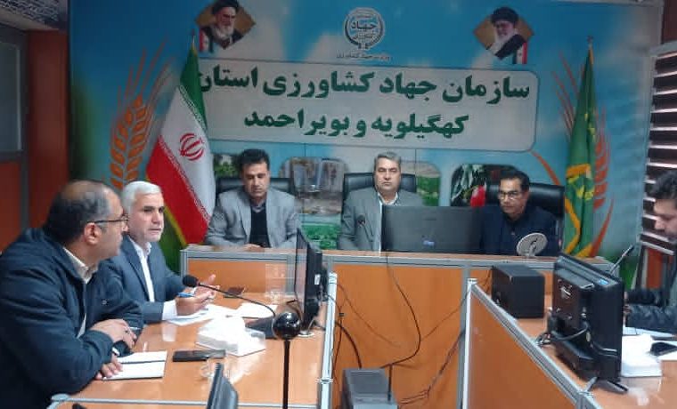 تاکید رضا فرازی بر شفافسازی زنجیره تولید و ضرورت صدور شناسنامه زراعی تاکید رضا فرازی بر شفافسازی زنجیره تولید و ضرورت صدور شناسنامه زراعی