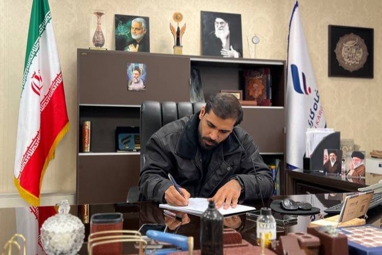 پیام تسلیت چهلم «رهبر شهید» و تجدید بیعت با «رهبر جدید»