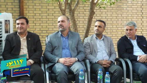 رامین محمدی : جشن عاطفه‌ها با حضور فرماندار ، رئیس کمیته امداد امام خمینی(ره) و جمعی از مسئولان در دبستان دخترانه علوی شهرستان گچساران برگزار شد
